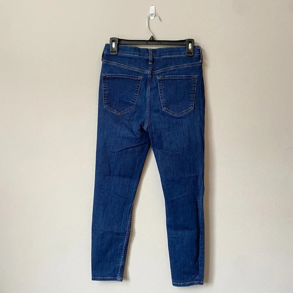 Free People Womens Size 29 Mid-Rise Distressed Dark Wash Skinny Denim Blue Jeans - Picture 2 of 16